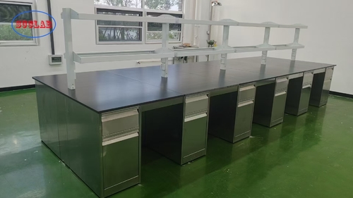 Banco da laboratorio in acciaio inossidabile personalizzato per il Sig. Elgine nelle Filippine