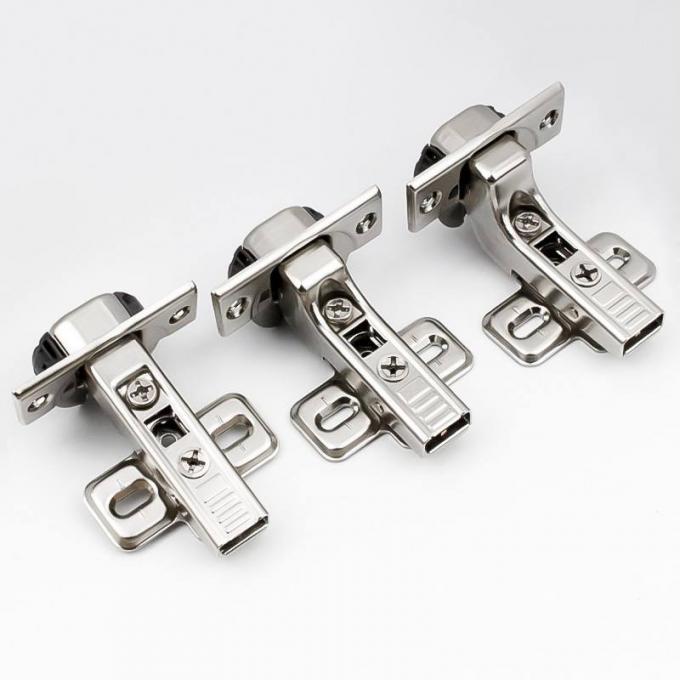 Banchi da lavoro d'acciaio inossidabili del laboratorio con stoccaggio multiuso 4