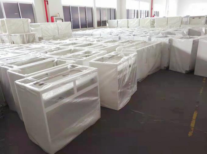 Banchi da lavoro d'acciaio inossidabili del laboratorio con stoccaggio multiuso 8