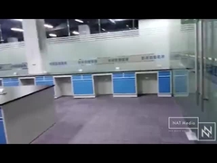 banco da lavoro del laboratorio di chimica