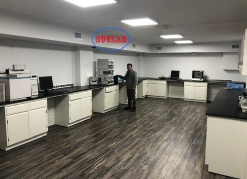 Ultime notizie aziendali su Mobili da laboratorio personalizzati in acciaio bianco di alta qualità con soluzioni per scaffali per reagenti per i mercati esteri