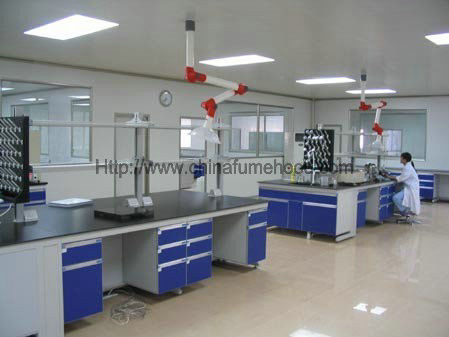 Buon prezzo Mobilia di legno del laboratorio della struttura d'acciaio di C, Tabella dell'isola del ripiano per il laboratorio in linea