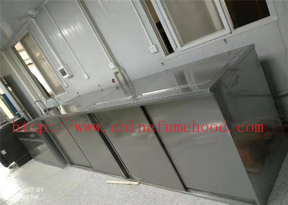 Buon prezzo Mobilia d'acciaio del laboratorio di acciaio inossidabile di assistenza sociale di acciaio inossidabile di colore di 3000 millimetri di lunghezza per l'ospedale e la scuola Labotatory in linea