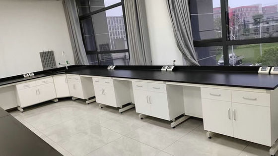 Buon prezzo Tavolo di laboratorio bianco in laboratorio di chimica in linea