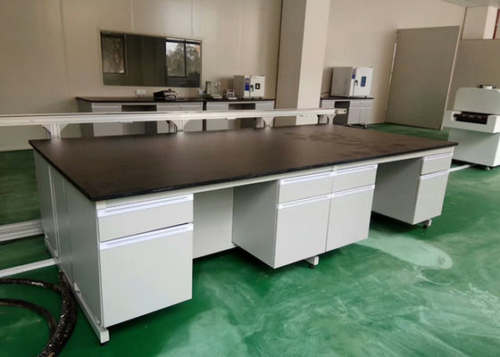 Buon prezzo Mobilia di legno bianca del banco da lavoro del laboratorio con la struttura d'acciaio per High School/ospedale in linea