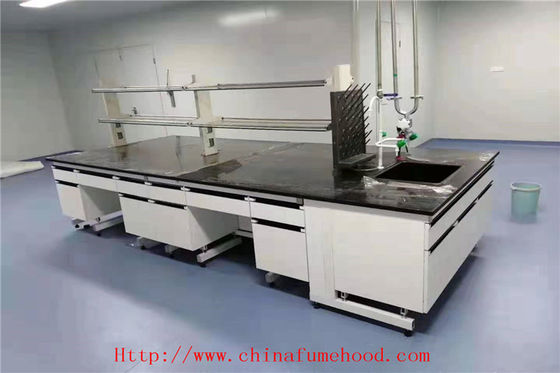 Buon prezzo Il laboratorio su misura di dimensione presenta l'alcali dei banchi da lavoro - facile da pulire resistente in linea