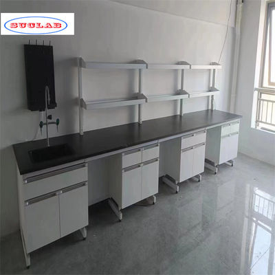 Buon prezzo Bench di laboratorio di chimica ergonomica progettato con armadietti da disegno cassetti e scaffalature in linea