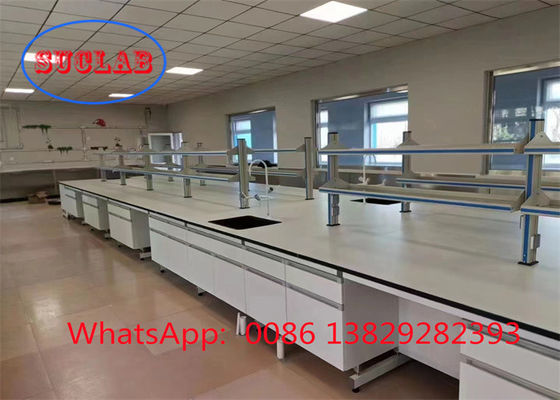 Buon prezzo Banchi di lavoro di laboratorio per la chimica a doppio armadio con telaio a forma di C DTC105 Deg Hinges e laminato resistente alle sostanze chimiche in linea