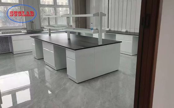 Buon prezzo Customizable Laboratory Workstation Furniture Manufacturer with Chemical-resistant Safety Features in linea